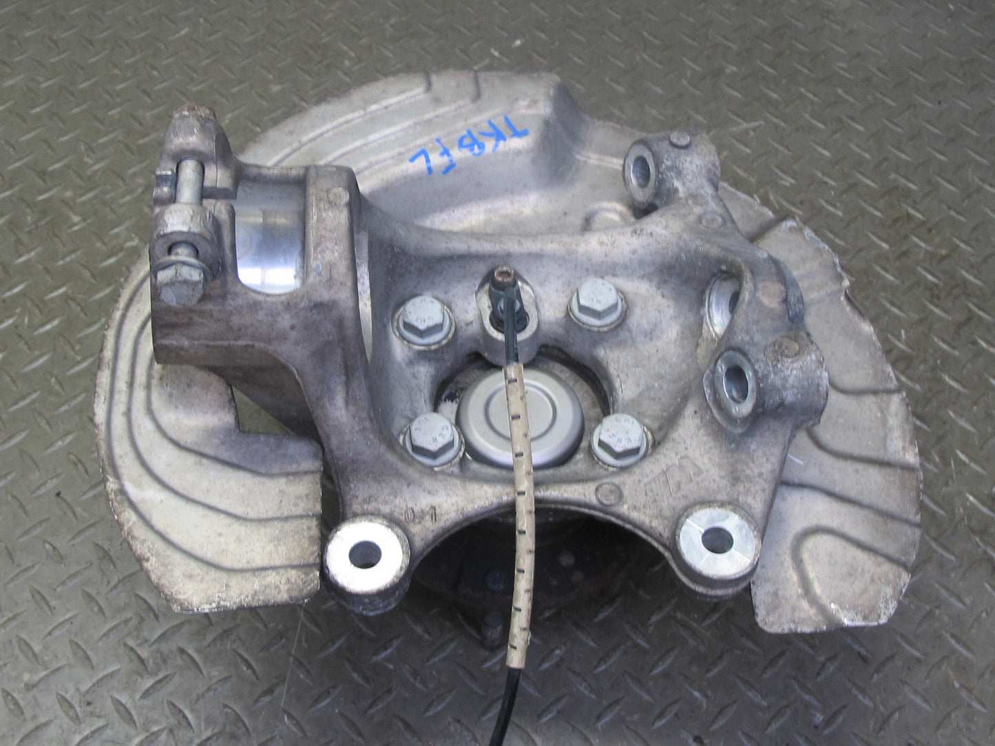 2008-2013 BMW E90 E92 M3 Front Left Spindle Knuckle Wheel Hub Bearing