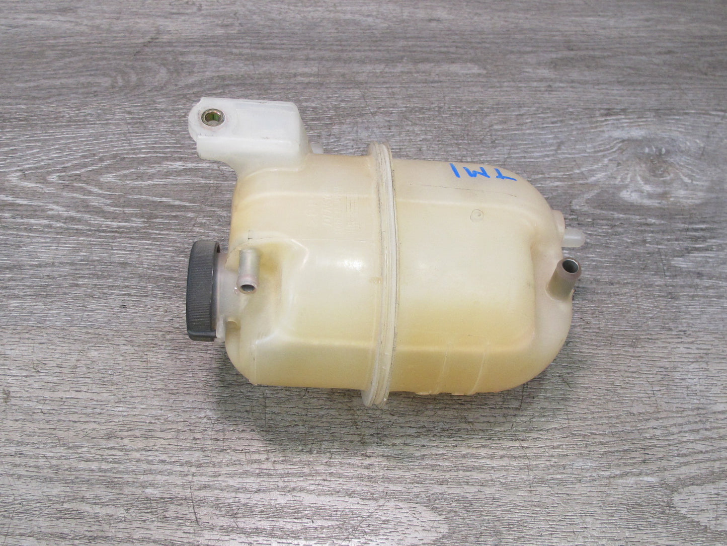 00-05 Toyota MR2 Spyder Engine Coolant Expansion Overflow Reservoir Tank OEM