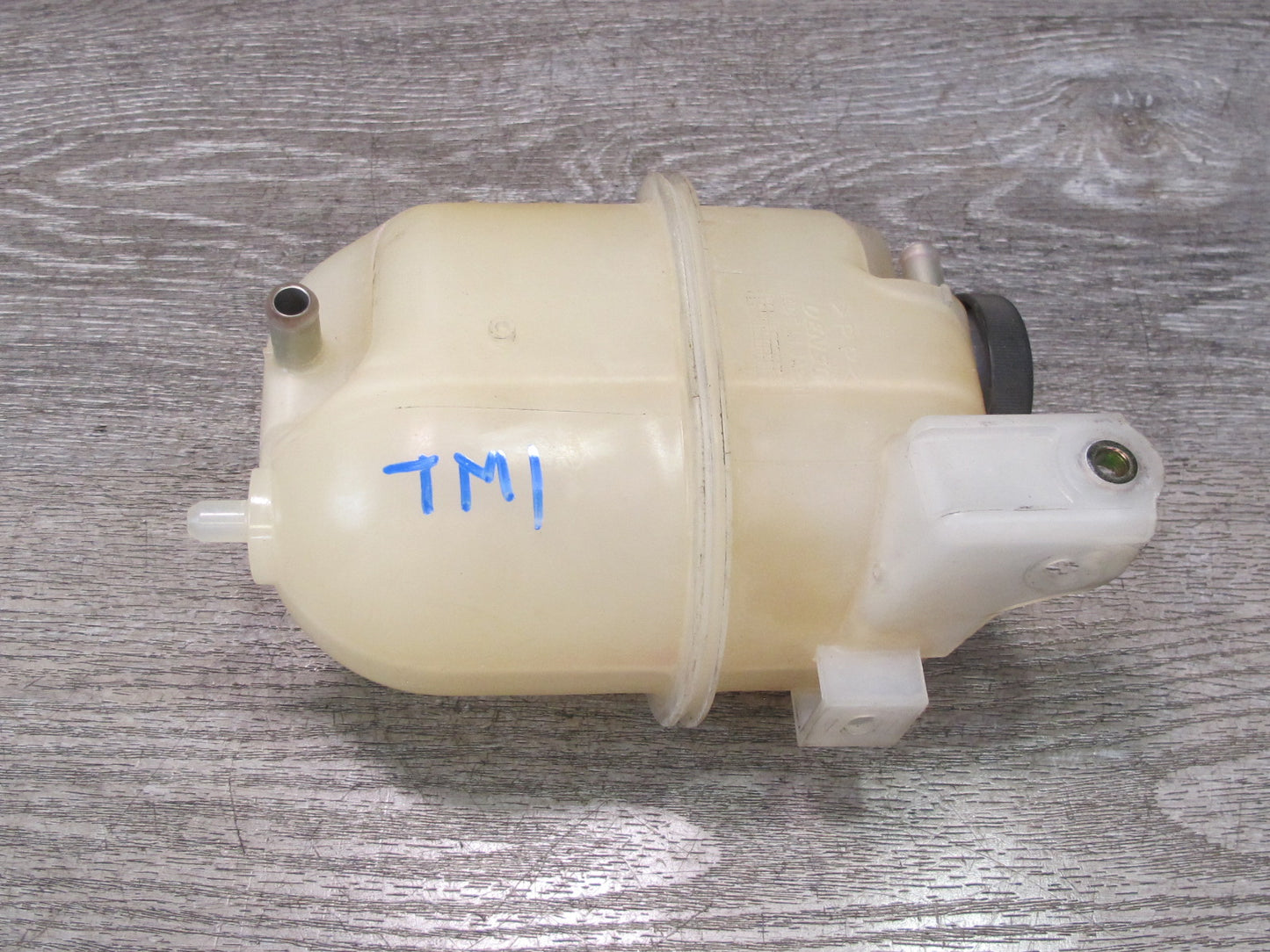 00-05 Toyota MR2 Spyder Engine Coolant Expansion Overflow Reservoir Tank OEM