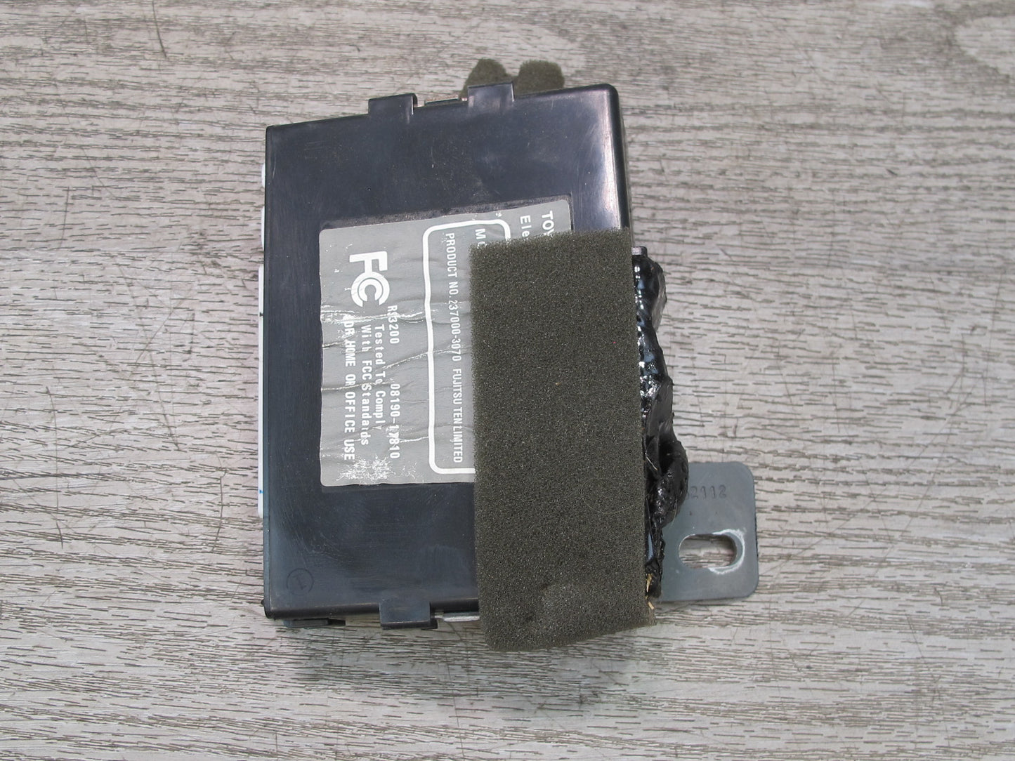 03-05 Toyota MR2 Spyder ZZW30L Keyless Entry Control Module 08190-17810 OEM