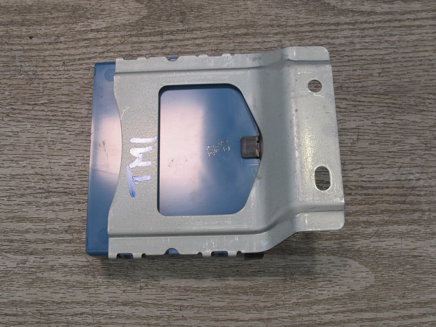 00-05 Toyota MR2 Spyder ZZW30L Multiplex Body Control Module 89221-17020 OEM