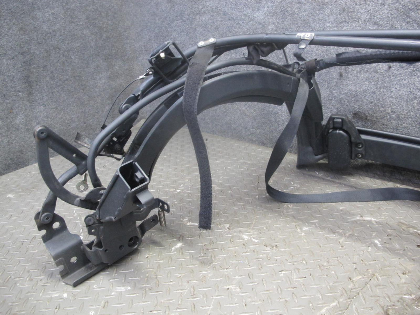 00-05 Toyota MR2 Spyder ZZW30L Convertible Soft TOP Roof Frame Panel OEM