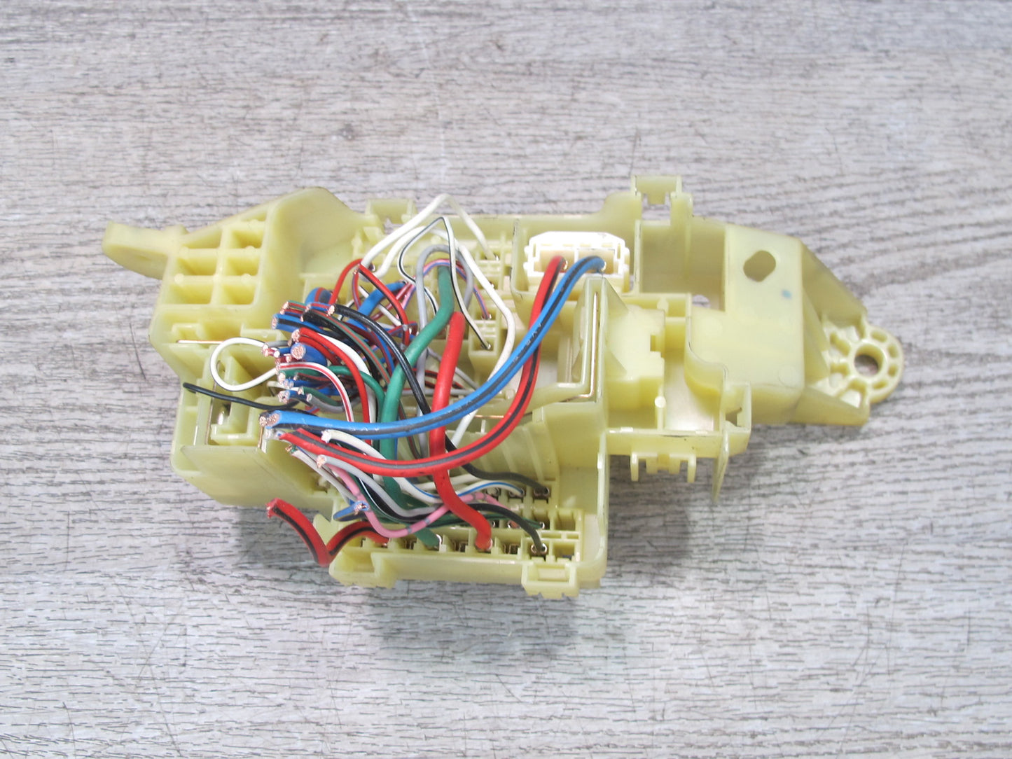 00-05 Toyota MR2 Spyder ZZW30L Interior Dash Fuse Relay Box Module OEM