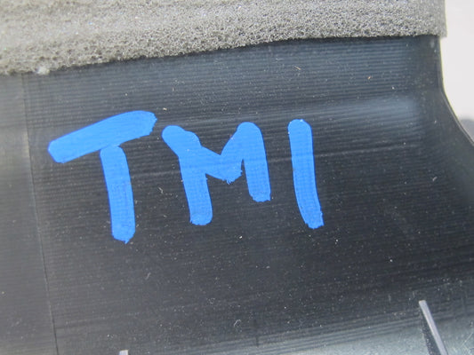 00-05 Toyota MR2 Spyder Dash Center A/C Air Vent Grille 55660-17050 OEM