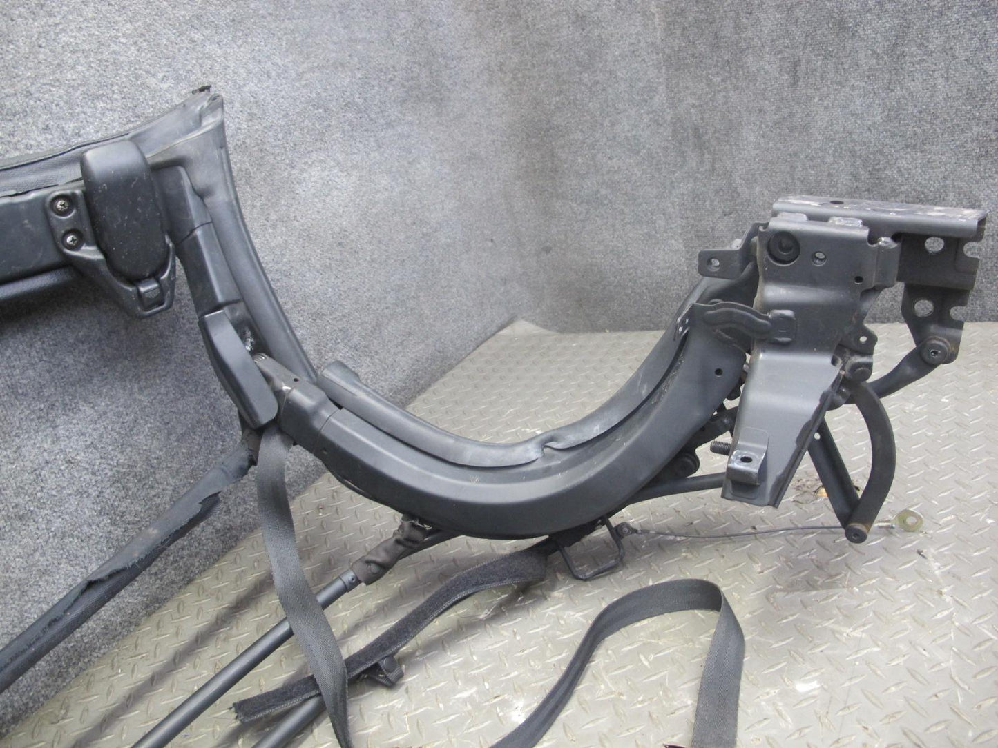 00-05 Toyota MR2 Spyder ZZW30L Convertible Soft TOP Roof Frame Panel OEM