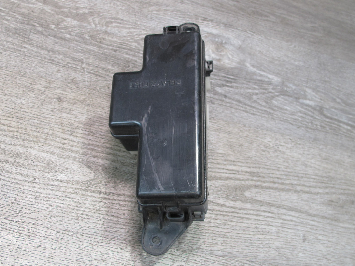 00-05 Toyota MR2 Spyder Front Left Luggage Compartment Fuse Relay Box OEM
