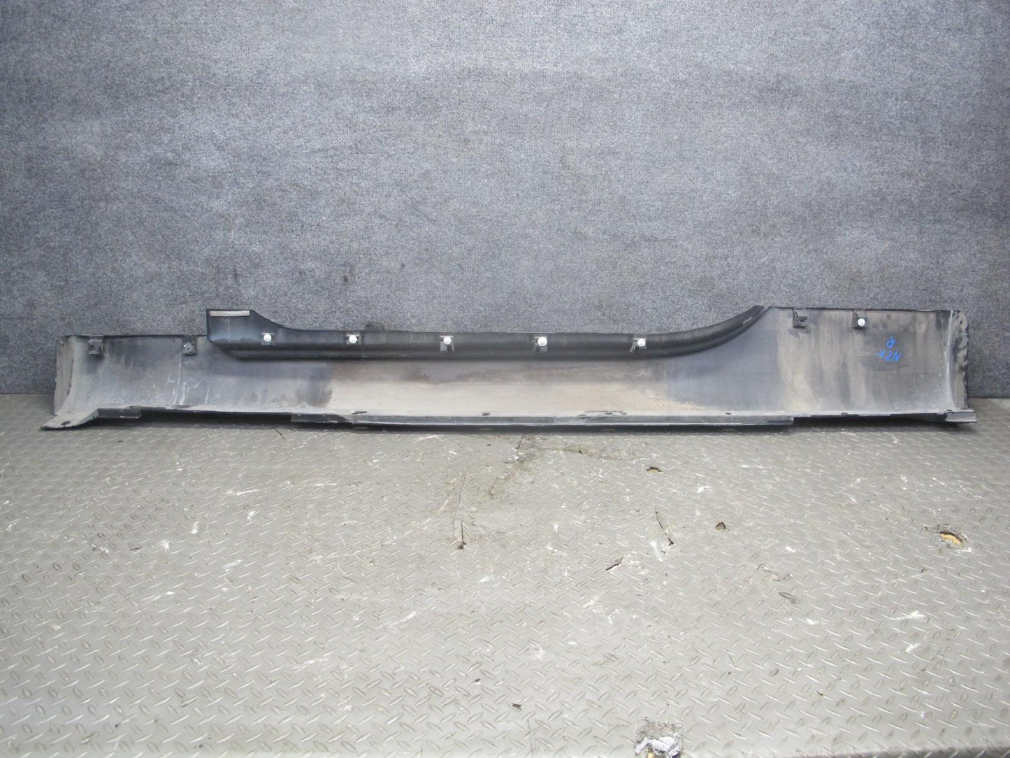 07-09 Nissan 350Z Z33 Conv Left & Right Side Skirt Rocker Panel Molding Set OEM