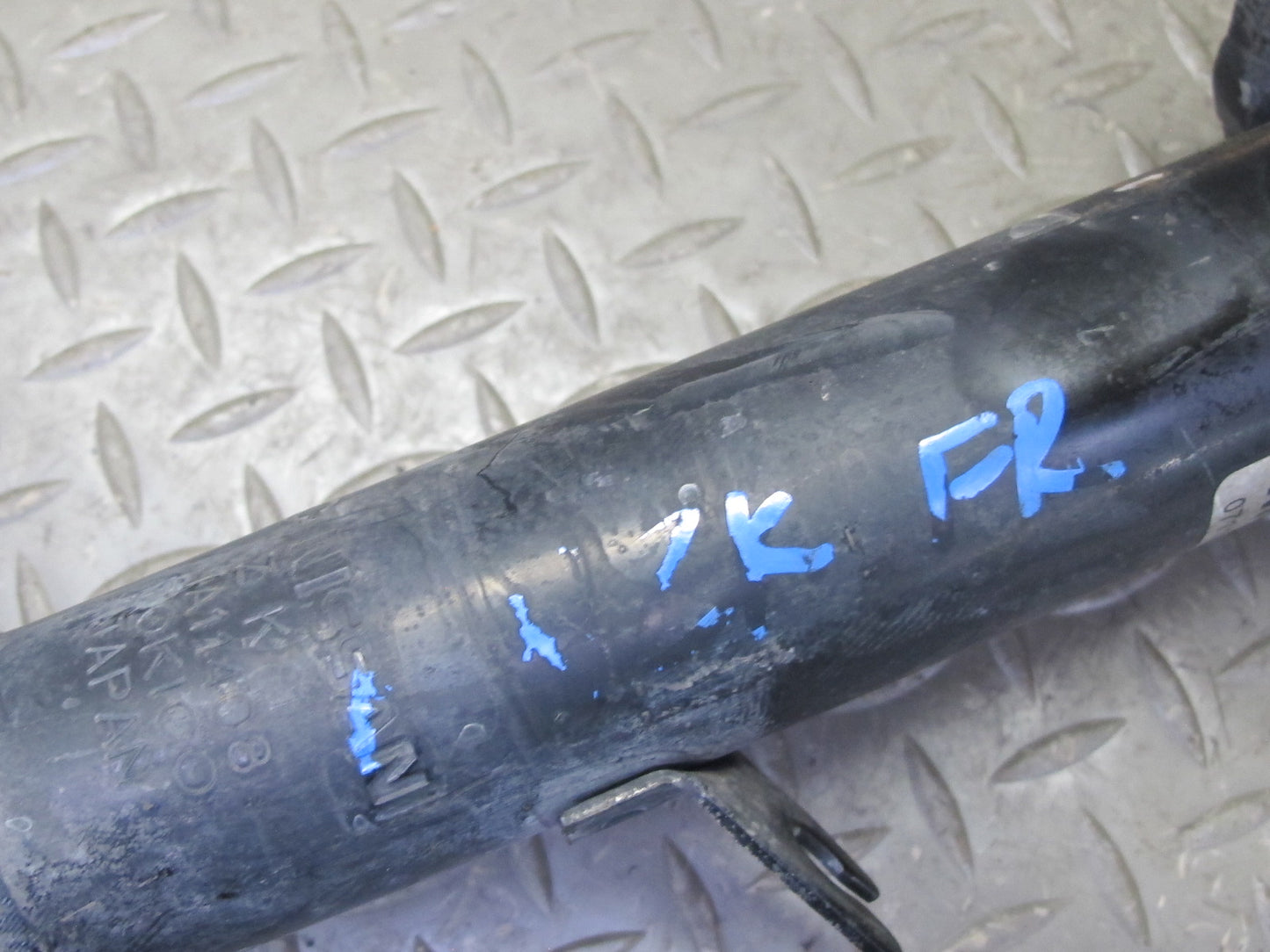 07-09 Nissan 350Z Z33 Conv Set of 2 Front Left & Right Strut Shock Absorber OEM