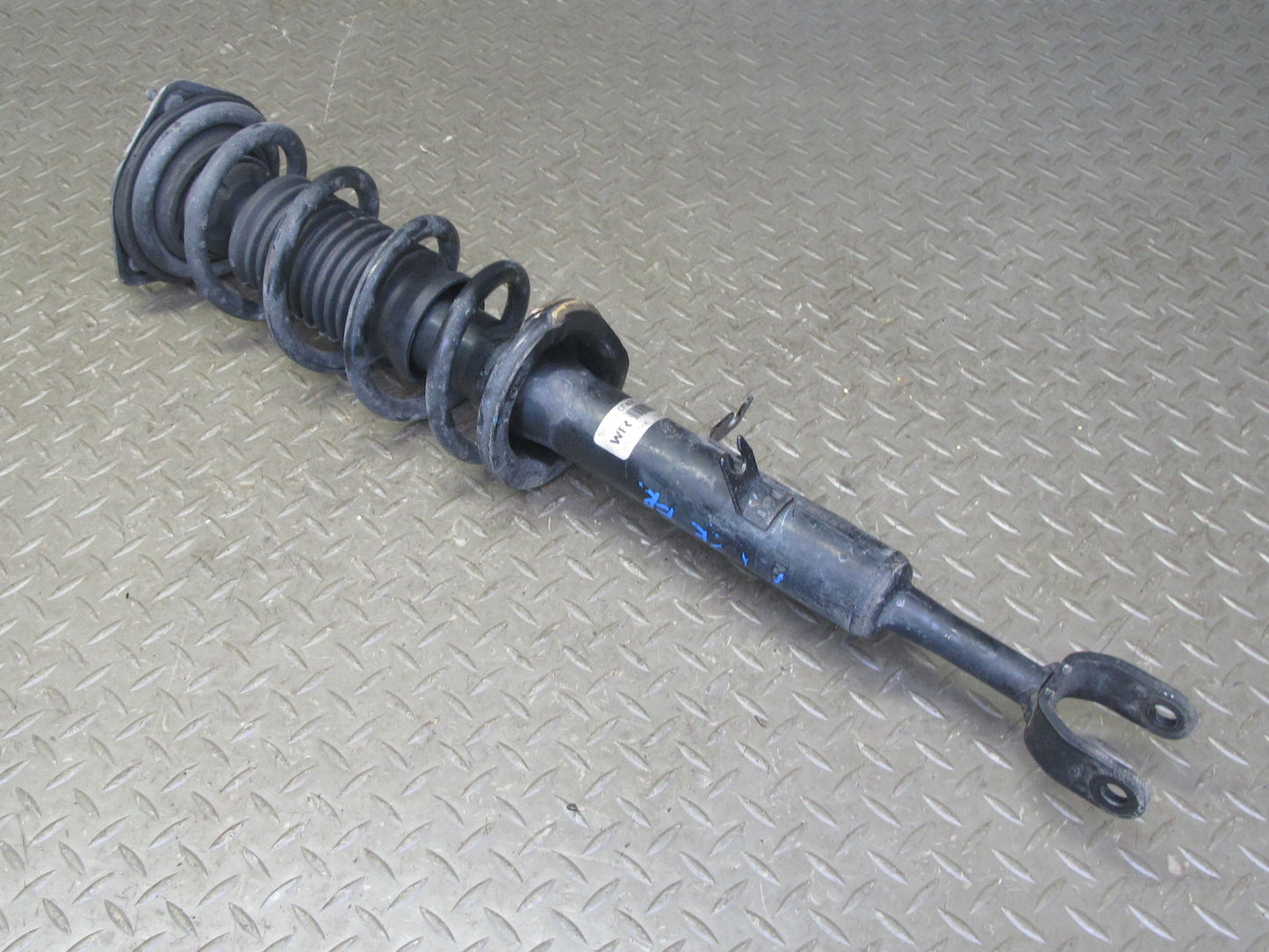 07-09 Nissan 350Z Z33 Conv Set of 2 Front Left & Right Strut Shock Absorber OEM