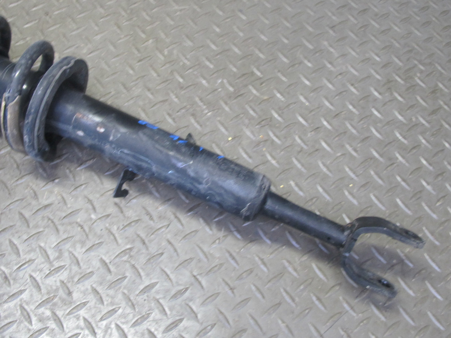 07-09 Nissan 350Z Z33 Conv Set of 2 Front Left & Right Strut Shock Absorber OEM