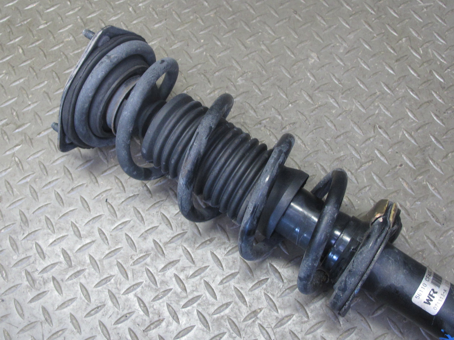 07-09 Nissan 350Z Z33 Conv Set of 2 Front Left & Right Strut Shock Absorber OEM
