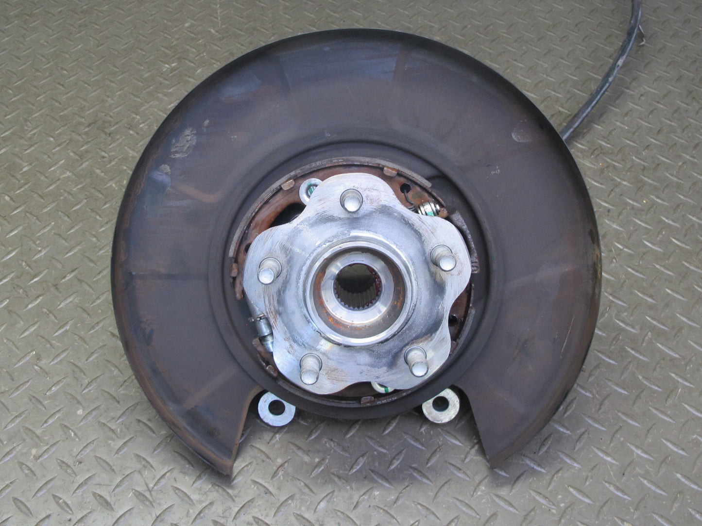 03-09 Nissan 350Z Z33 Rear Left Spindle Knuckle Wheel Hub Bearing 51K Miles OEM