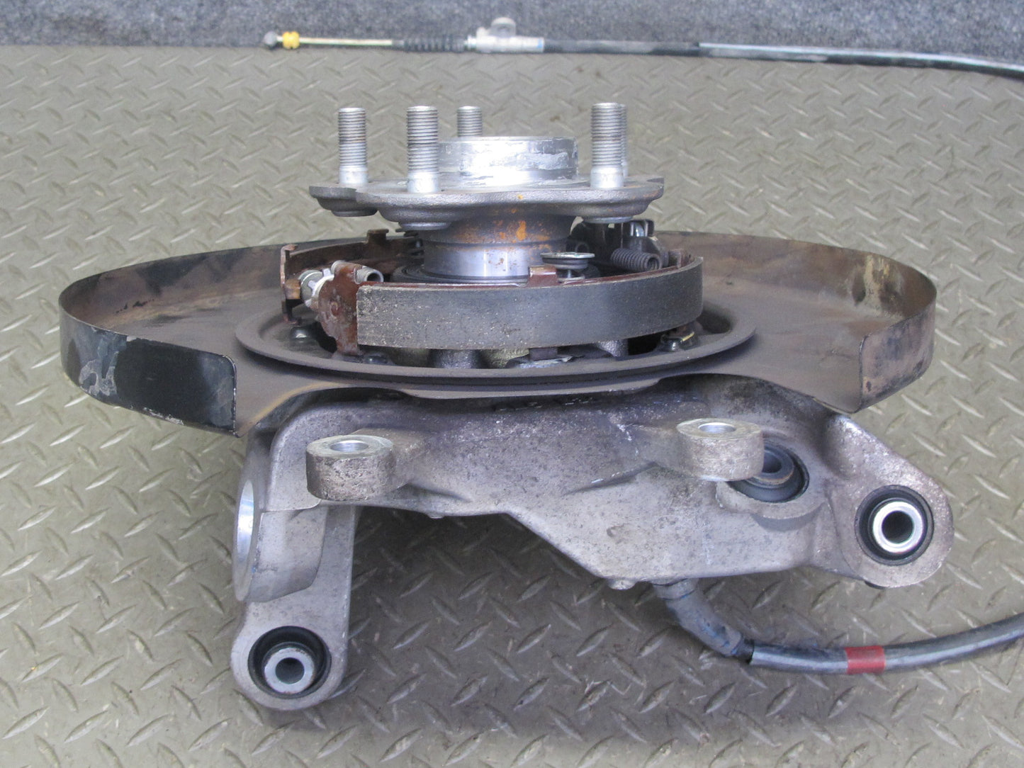 03-09 Nissan 350Z Z33 Rear Left Spindle Knuckle Wheel Hub Bearing 51K Miles OEM