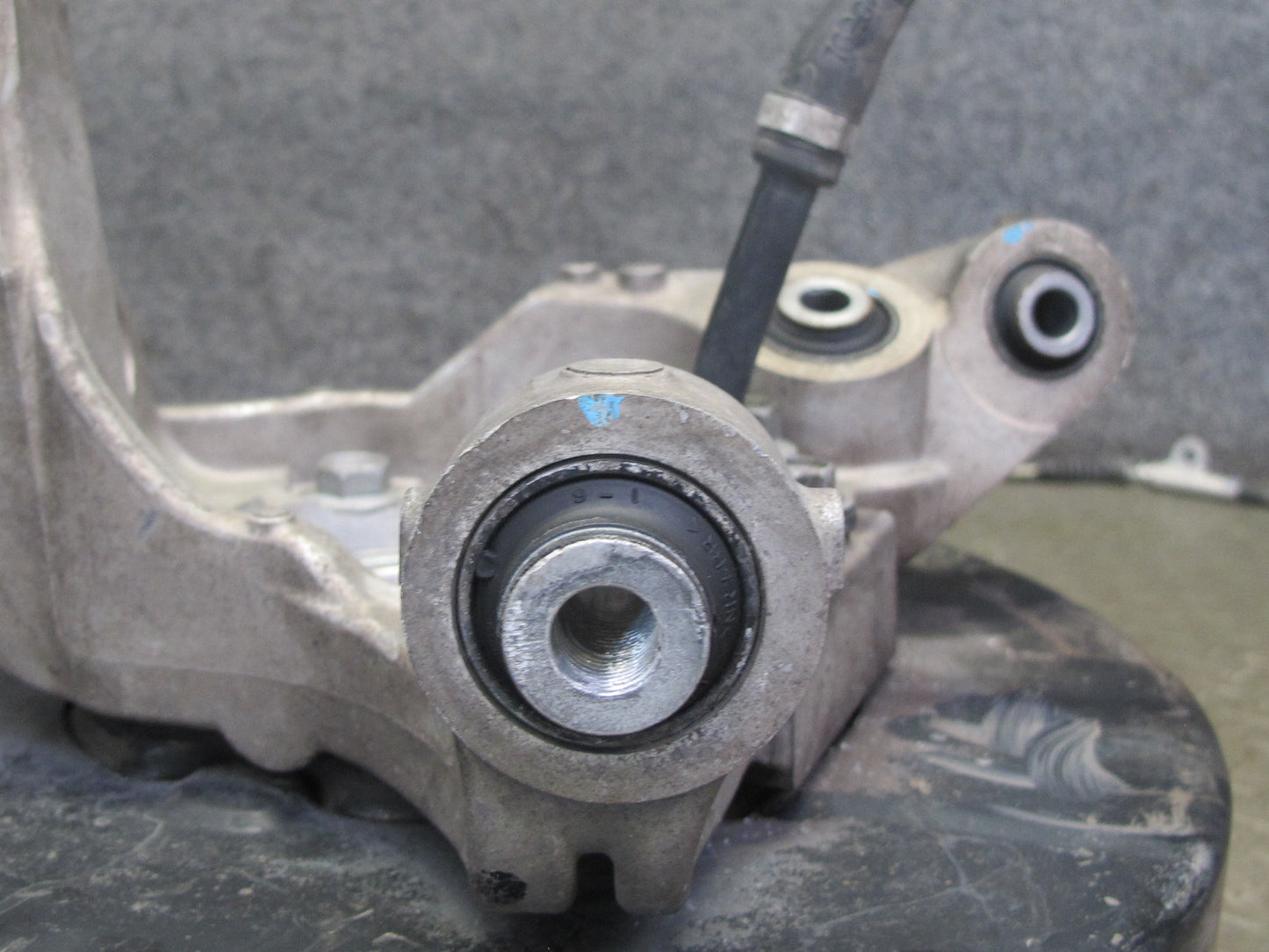 03-09 Nissan 350Z Z33 Rear Left Spindle Knuckle Wheel Hub Bearing 51K Miles OEM