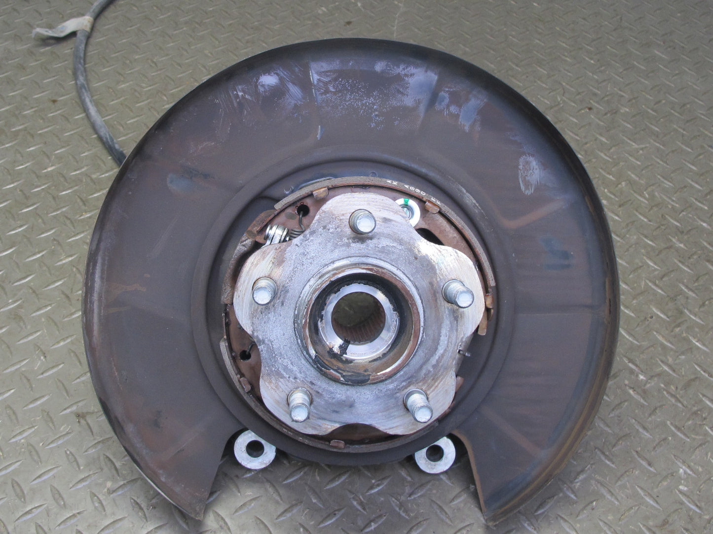 03-09 Nissan 350Z Z33 Rear Right Spindle Knuckle Wheel Hub Bearing 51K Miles OEM