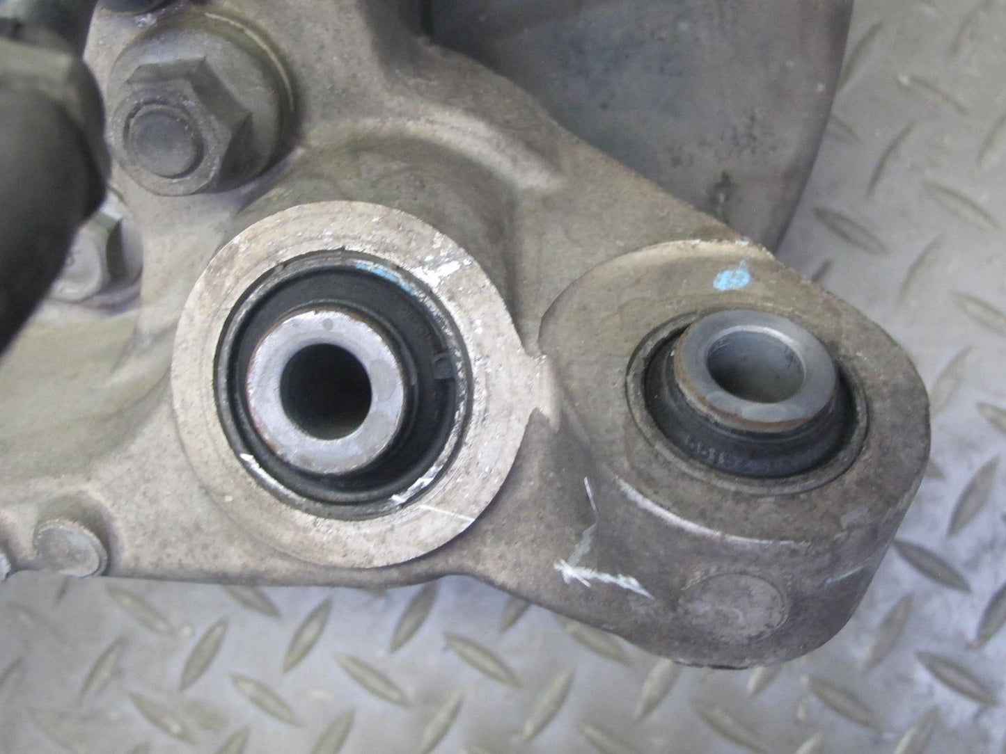 03-09 Nissan 350Z Z33 Rear Right Spindle Knuckle Wheel Hub Bearing 51K Miles OEM