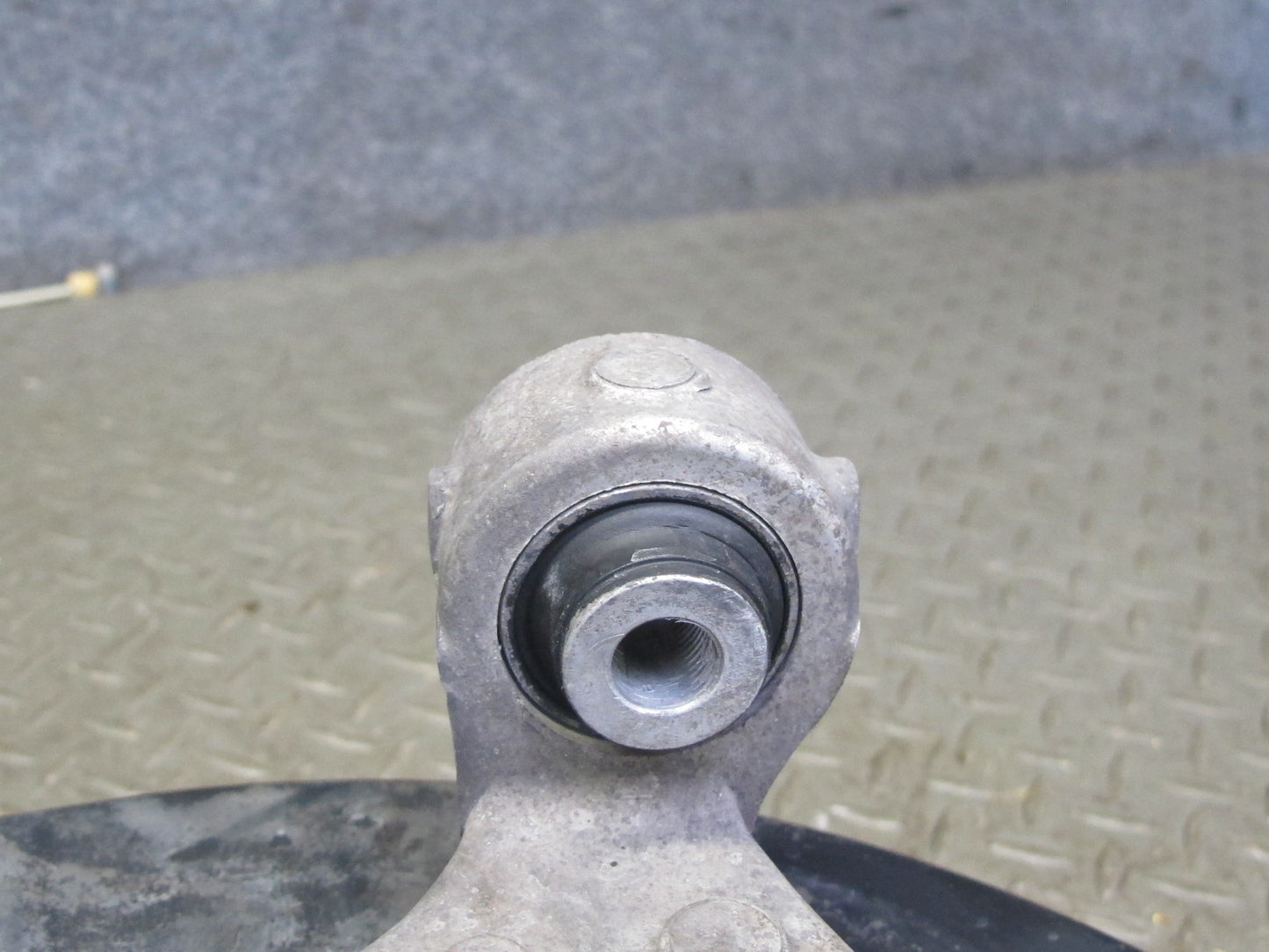 03-09 Nissan 350Z Z33 Rear Right Spindle Knuckle Wheel Hub Bearing 51K Miles OEM