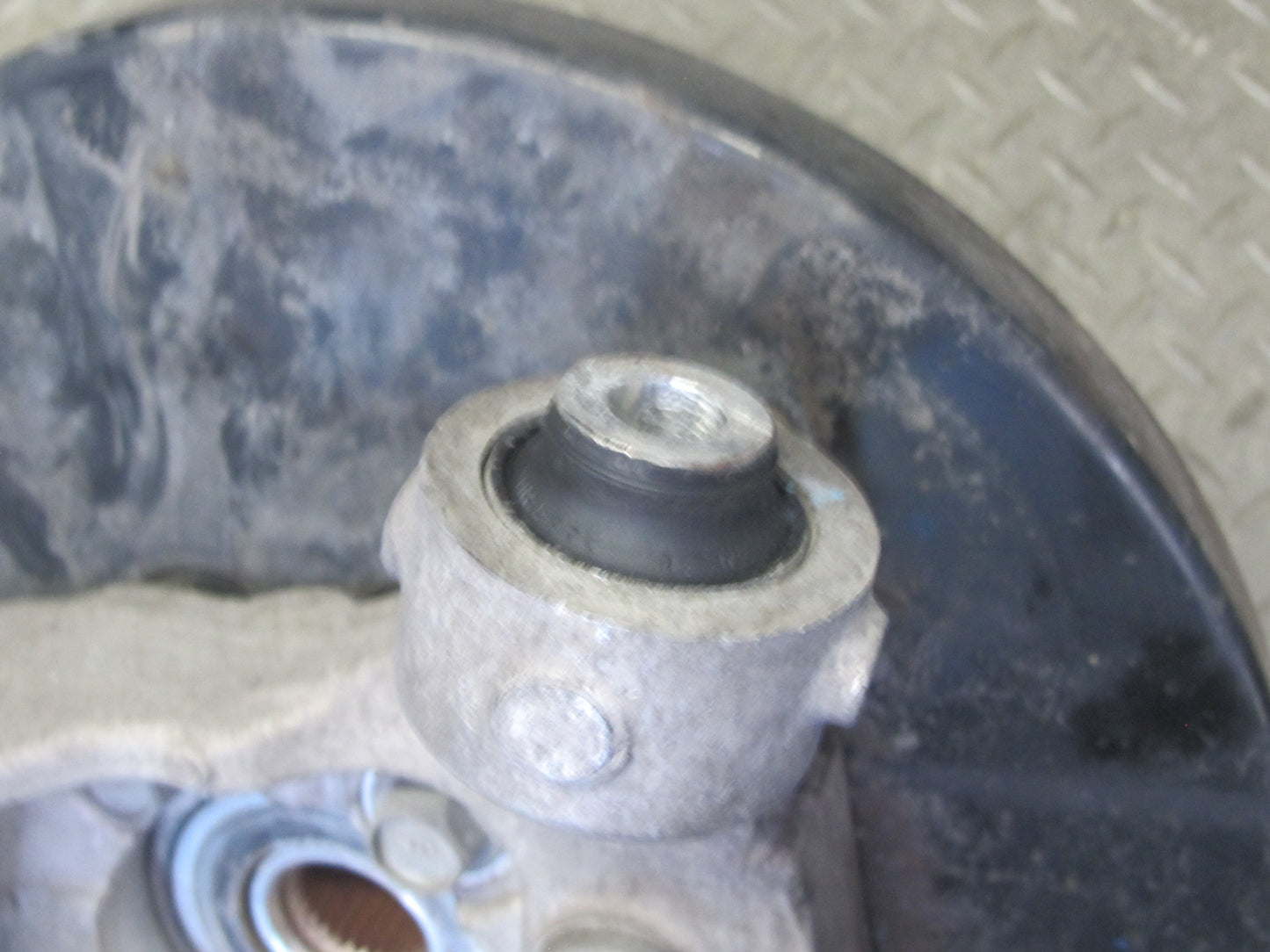 03-09 Nissan 350Z Z33 Rear Right Spindle Knuckle Wheel Hub Bearing 51K Miles OEM