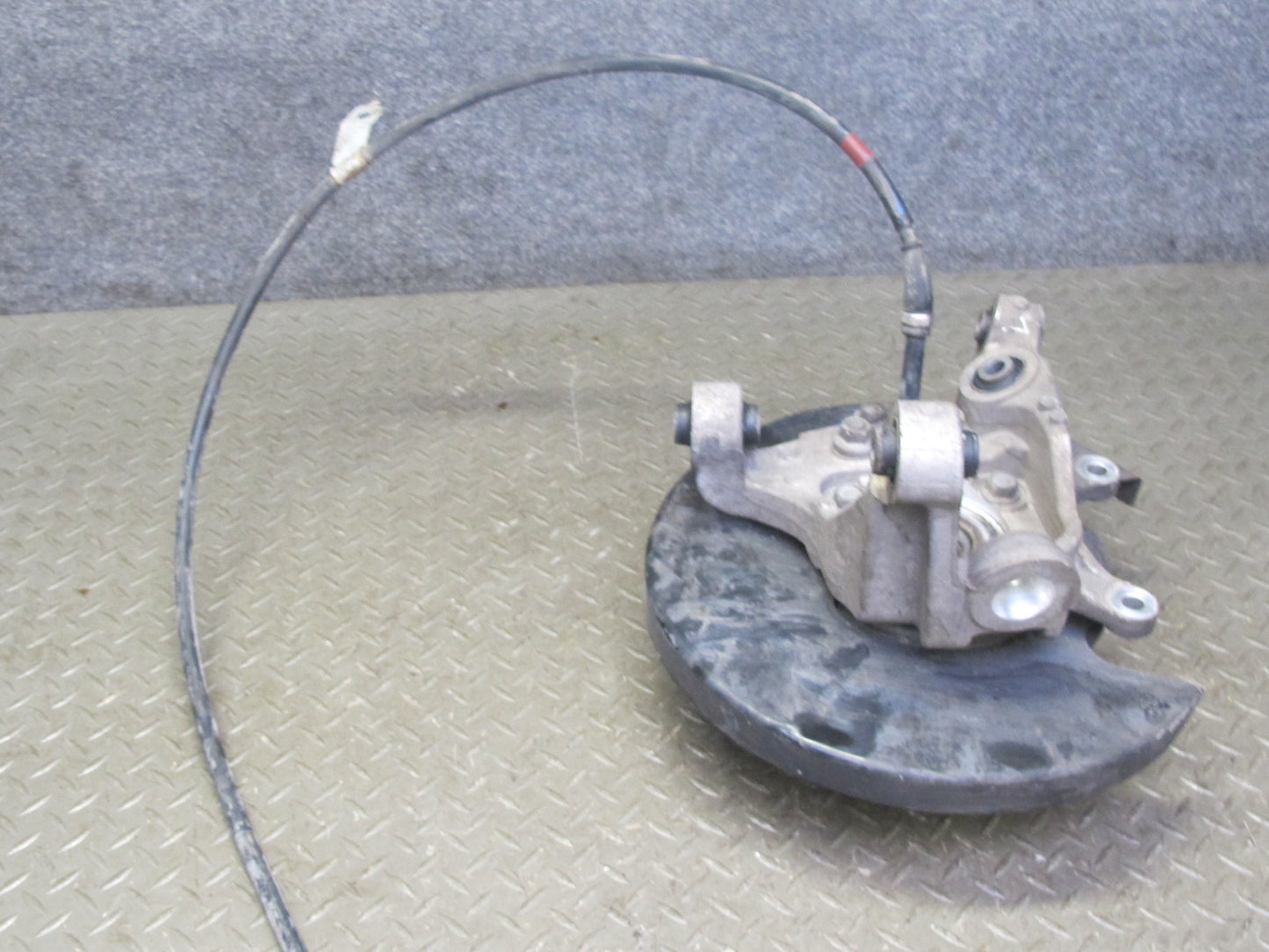 03-09 Nissan 350Z Z33 Rear Right Spindle Knuckle Wheel Hub Bearing 51K Miles OEM