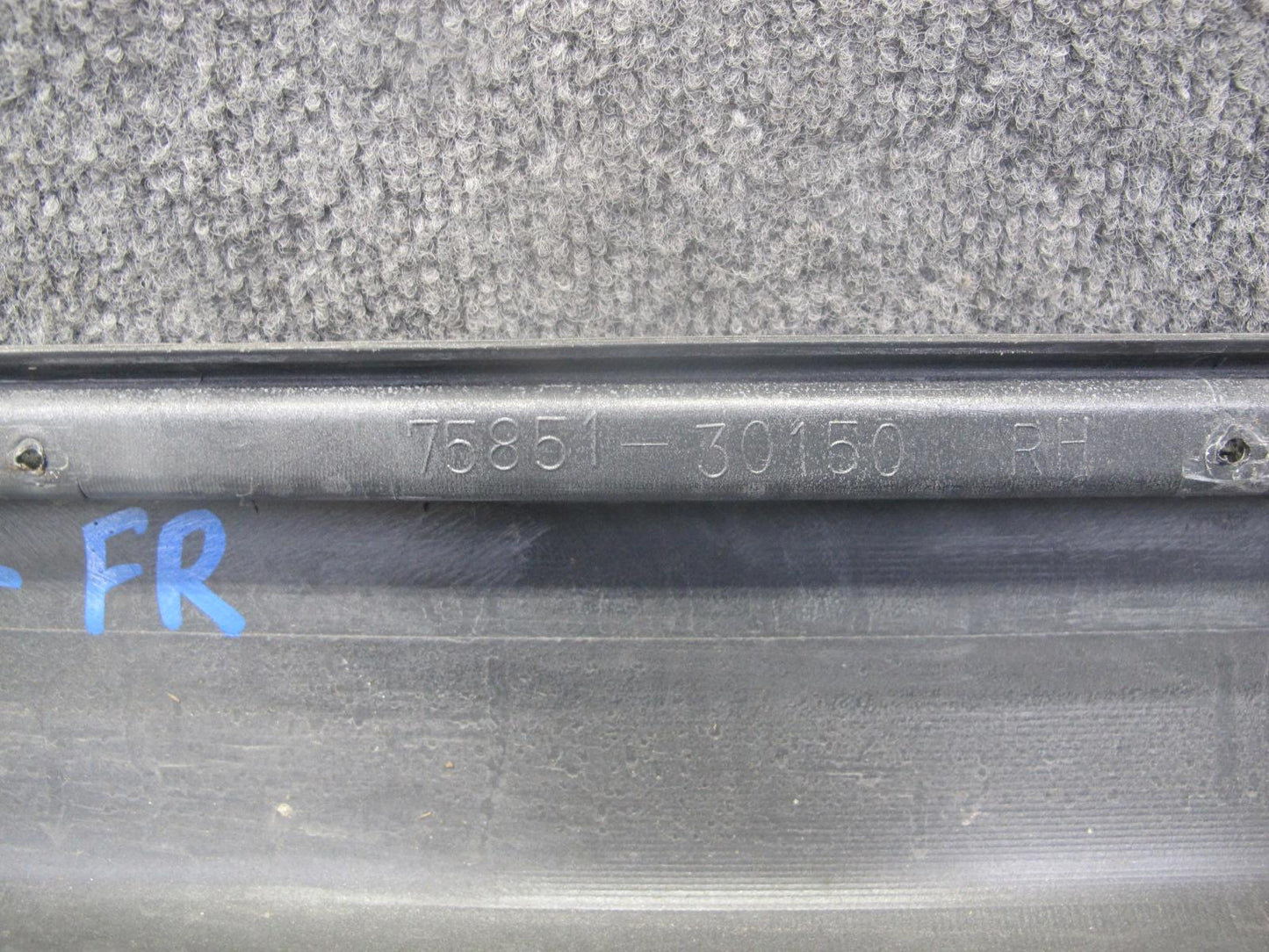98-05 Lexus GS400 GS430 GS300 4pcs Left & Right Side Skirt Rocker Panel Set OEM