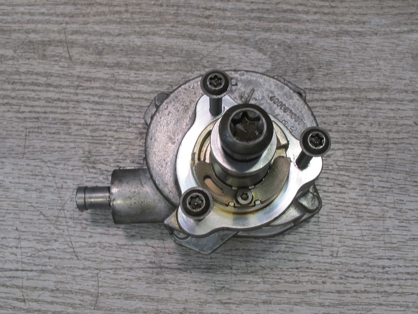 06-08 BMW E86 E85 Z4 N52 3.0L Engine Brake Vacuum Pump OEM