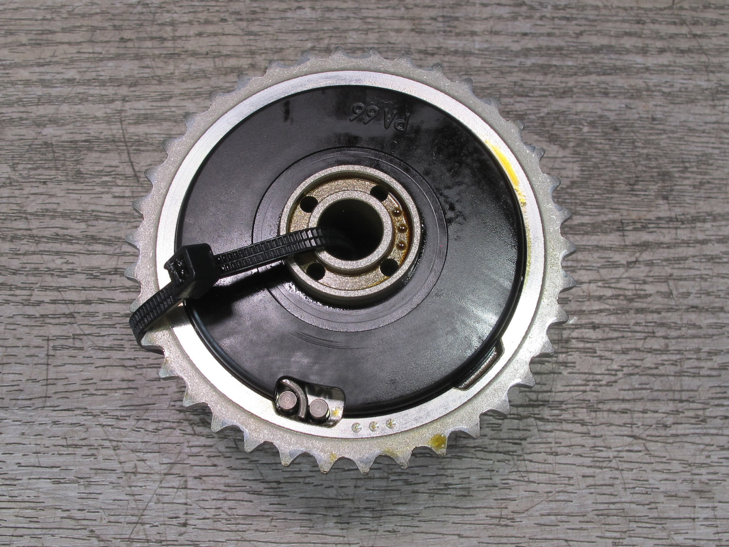 06-08 BMW E86 E85 N52 3.0 Set of 2 Intake Exhaust Camshaft Adjuster Sprocket OEM