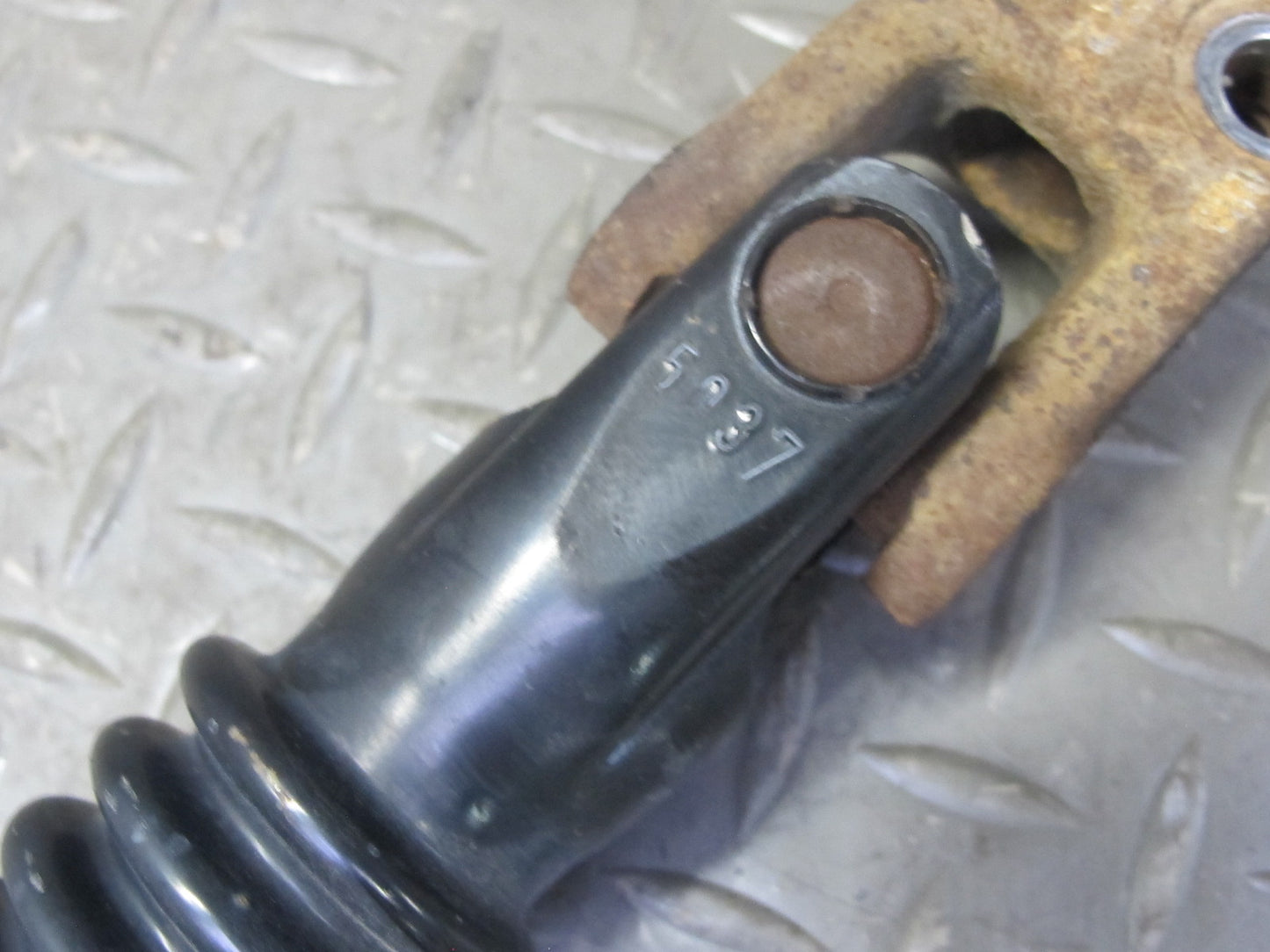 2003-2007 Hummer H2 Steering Column Intermediate U Joint Linkage Shaft
