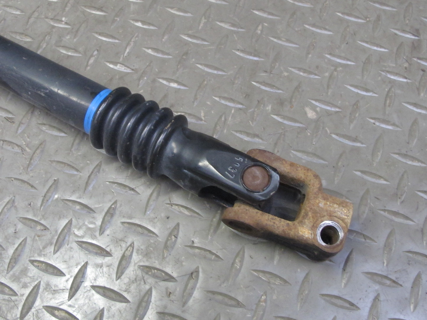 2003-2007 Hummer H2 Steering Column Intermediate U Joint Linkage Shaft