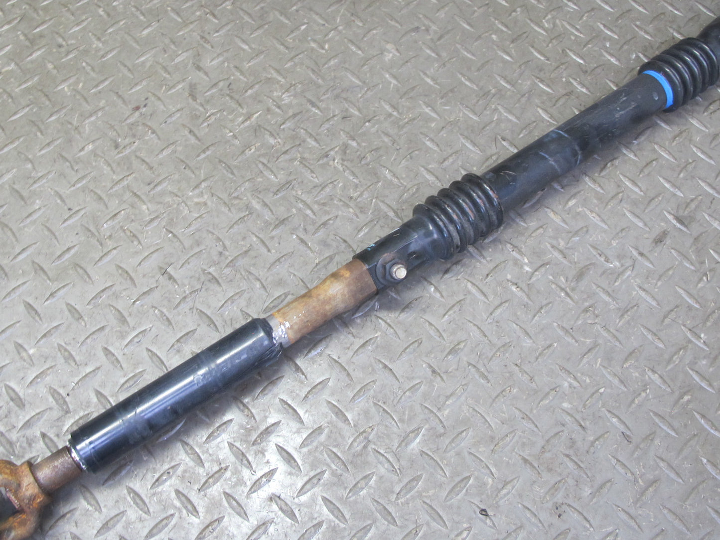 2003-2007 Hummer H2 Steering Column Intermediate U Joint Linkage Shaft