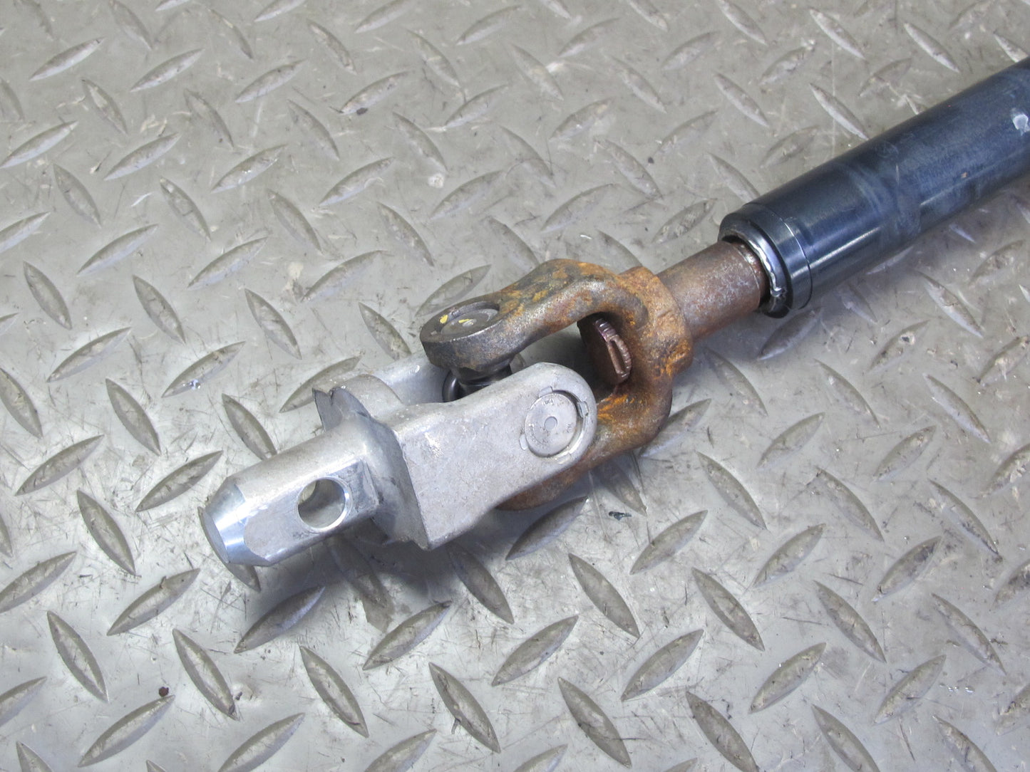 2003-2007 Hummer H2 Steering Column Intermediate U Joint Linkage Shaft