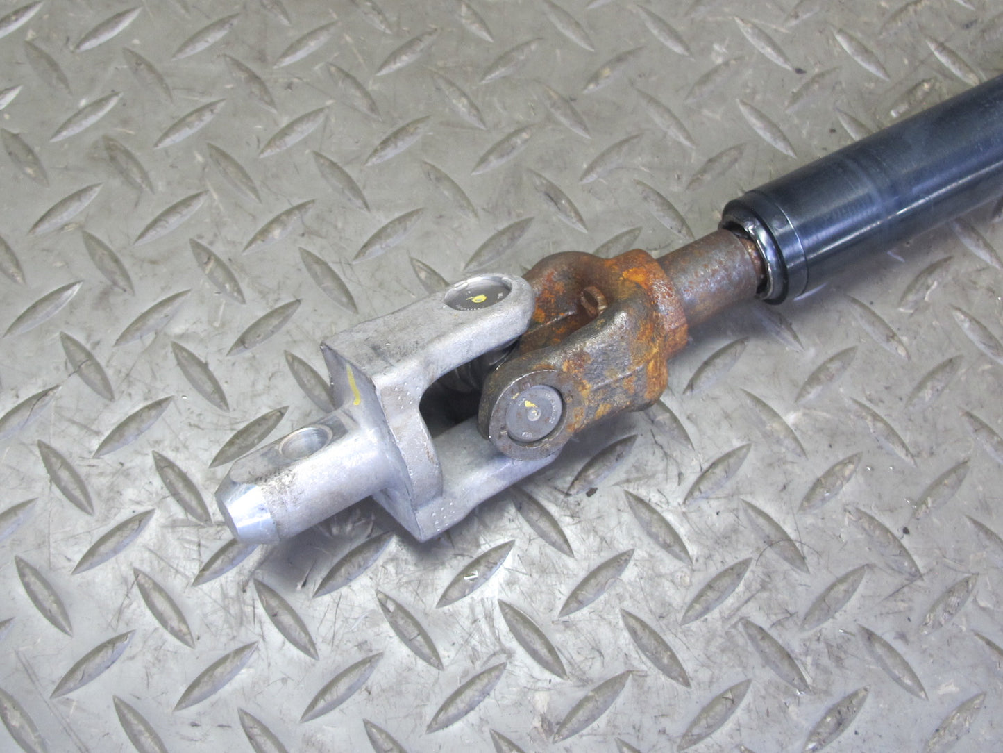 2003-2007 Hummer H2 Steering Column Intermediate U Joint Linkage Shaft
