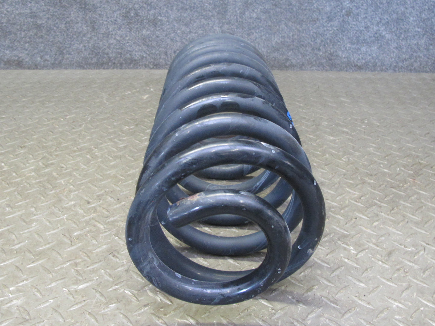 2003-2009 Hummer H2 AWD Rear Suspension Left & Right Coil Spring Set of 2