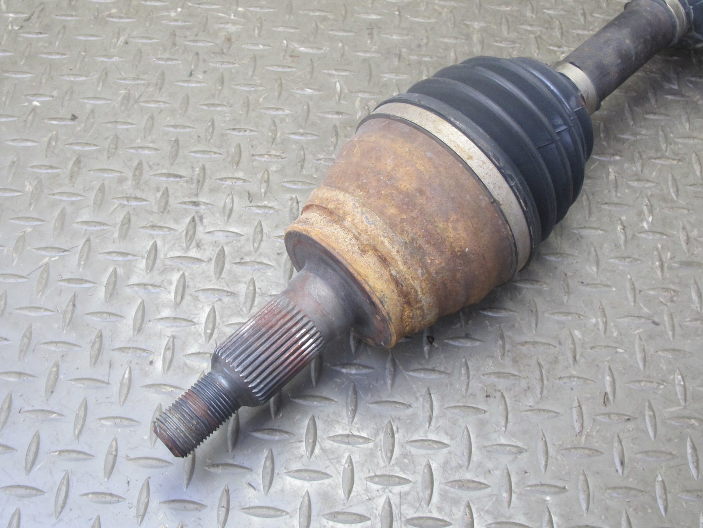2003-2007 Hummer H2 Front Left Suspension Axle Shaft