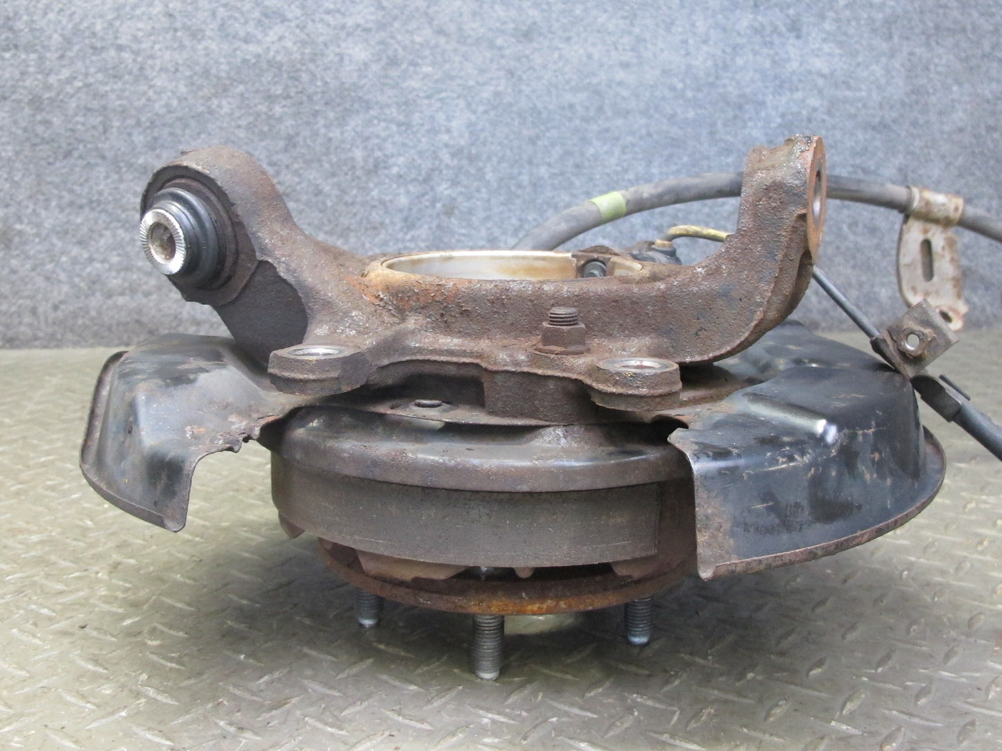98-05 Lexus GS430 GS300 Rear Right Spindle Knuckle Wheel Hub Bearing 83K OEM