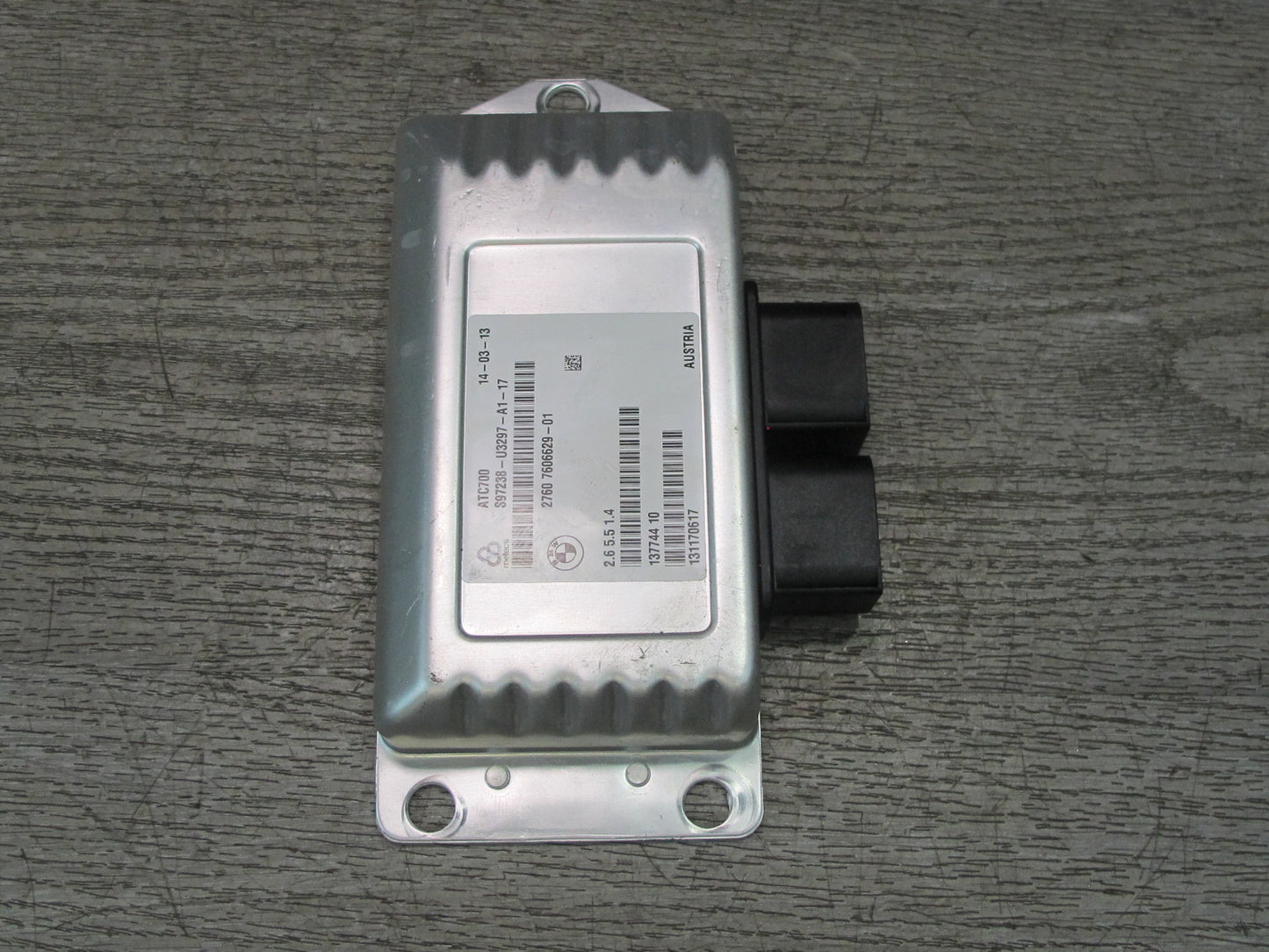 2007-2013 BMW E70 E71 E72 ATC700 X6M Transfer Case Box Control Module 7606629