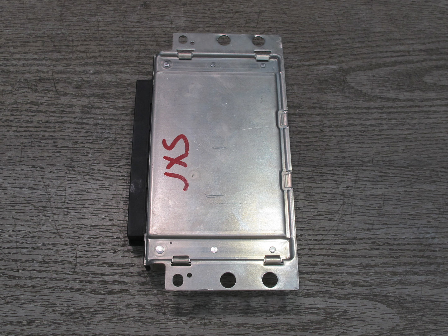 2010-2014 BMW E70 E71 X5M X6M Rear Differential Lock Control Module 7595847