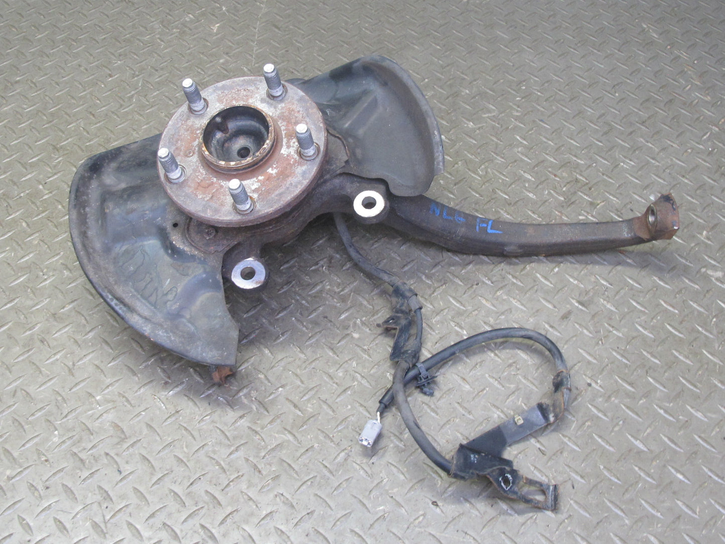 98-05 Lexus GS430 GS300 RWD Front Left Spindle Knuckle Wheel Hub Bearing 83K OEM
