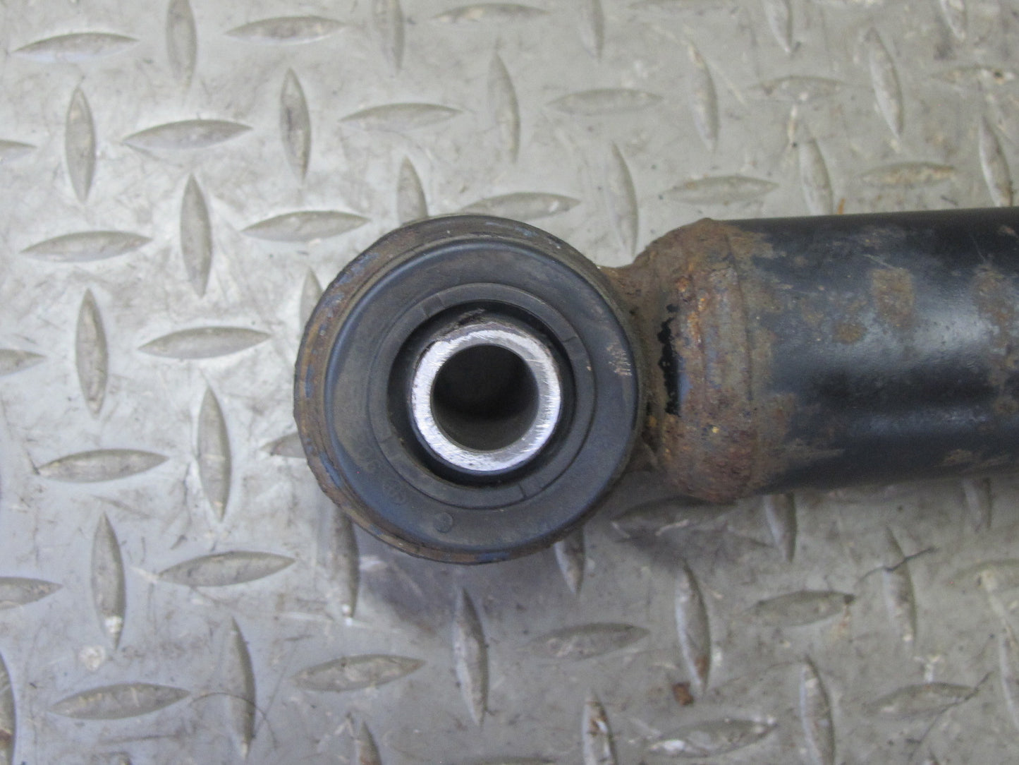 98-05 Lexus GS430 GS300 Front Left & Right Strut Shock Absorber Set 83K OEM