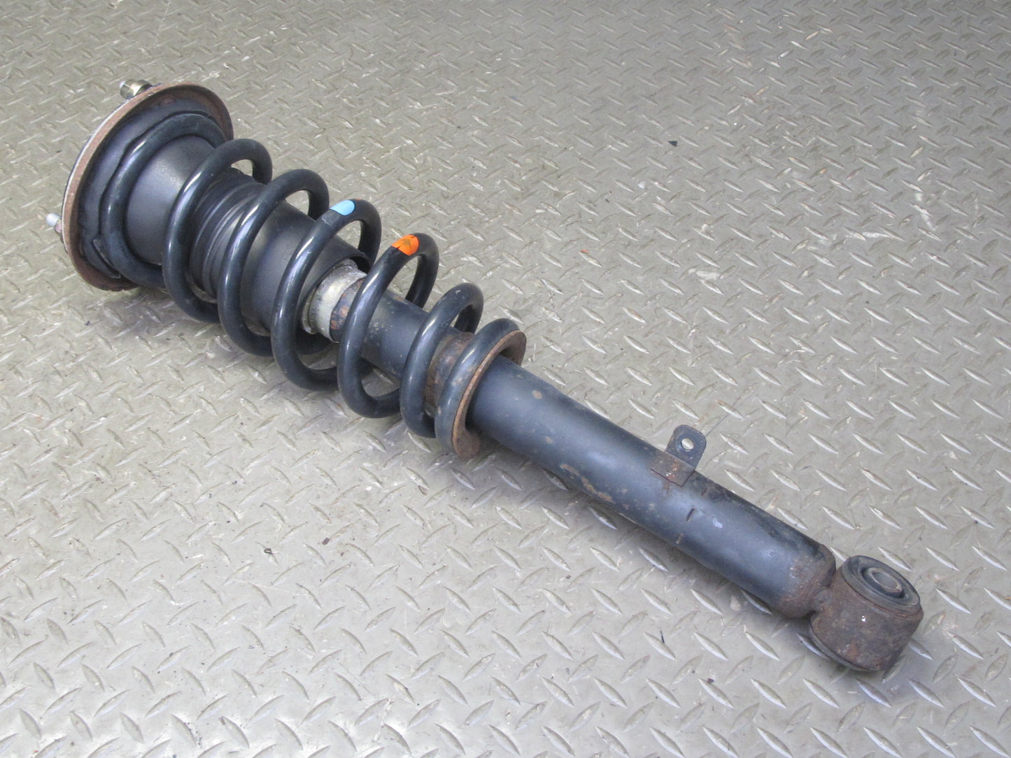 98-05 Lexus GS430 GS300 Front Left & Right Strut Shock Absorber Set 83K OEM