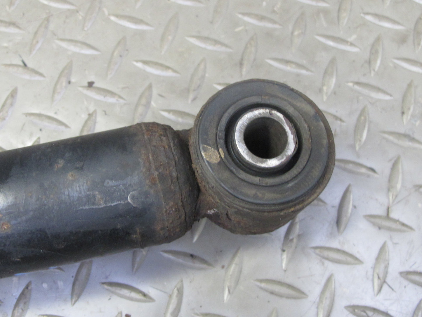 98-05 Lexus GS430 GS300 Front Left & Right Strut Shock Absorber Set 83K OEM