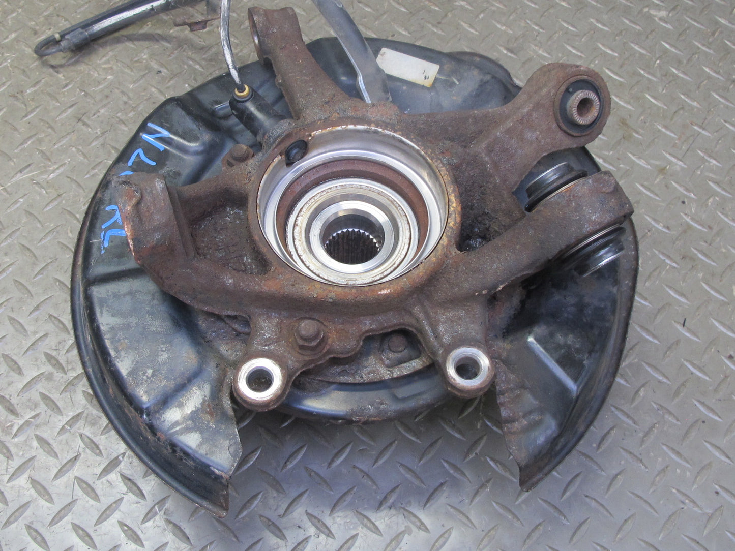98-05 Lexus GS430 GS300 Rear Left Spindle Knuckle Wheel Hub Bearing 83K Mile OEM