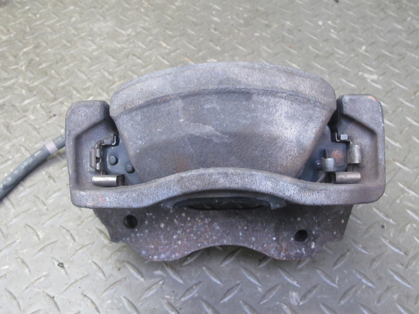 98-05 Lexus JZS160L GS400 GS430 GS300 Front Left Right Brake Caliper Set 83K OEM