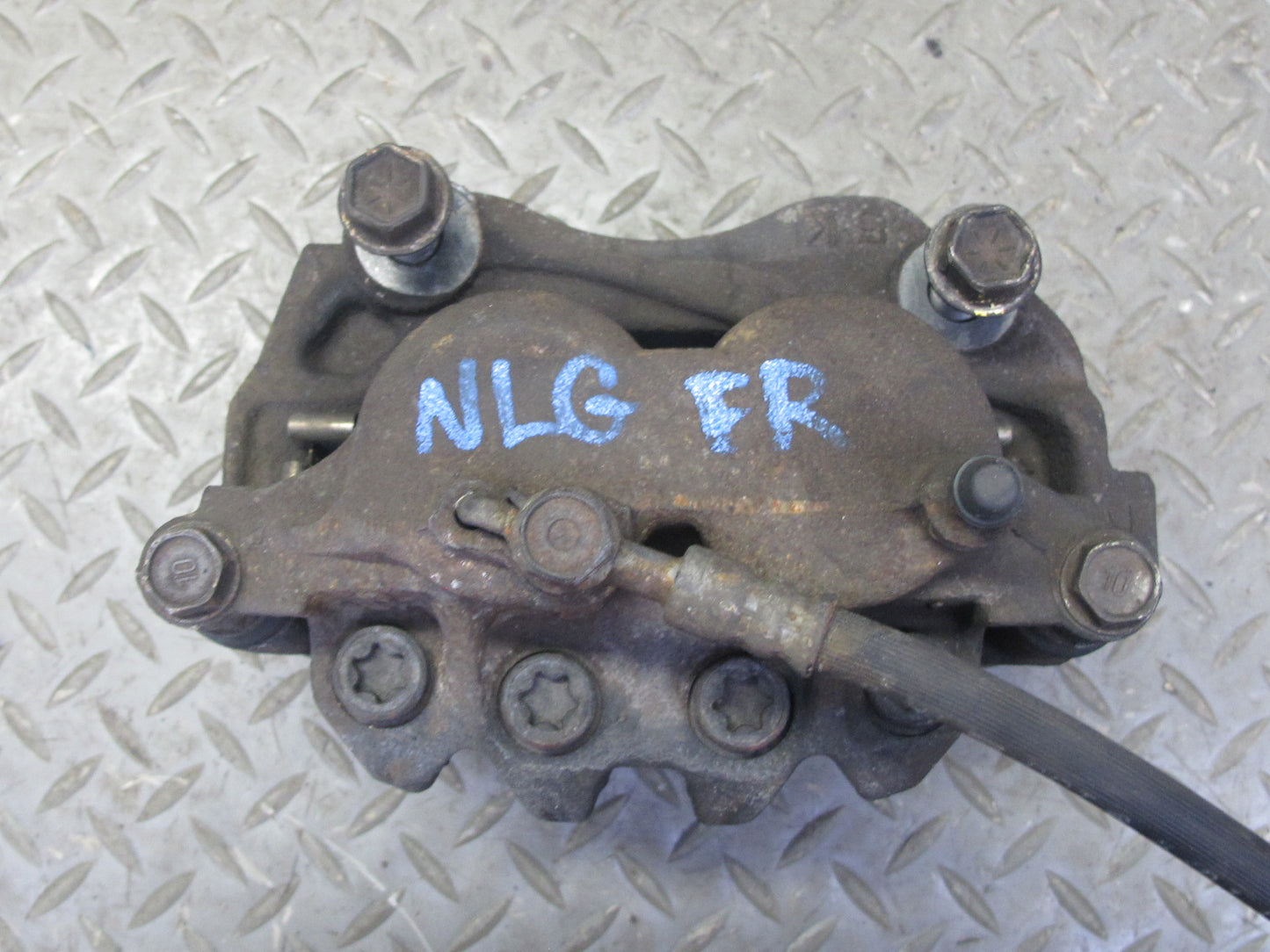 98-05 Lexus JZS160L GS400 GS430 GS300 Front Left Right Brake Caliper Set 83K OEM