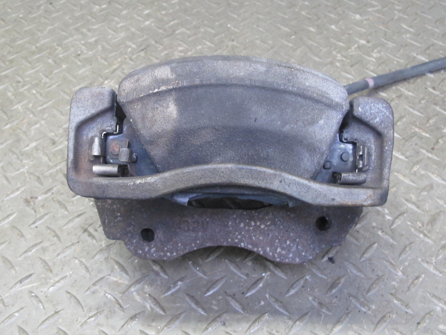 98-05 Lexus JZS160L GS400 GS430 GS300 Front Left Right Brake Caliper Set 83K OEM