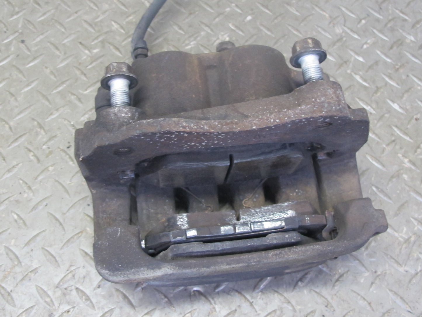 98-05 Lexus JZS160L GS400 GS430 GS300 Front Left Right Brake Caliper Set 83K OEM