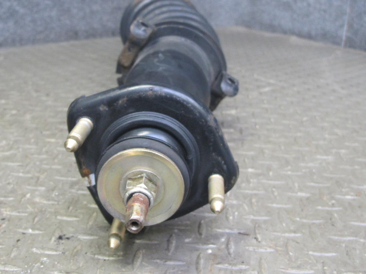 98-05 Lexus GS430 GS300 Set of 2 Rear Left & Right Strut Shock Absorber 83K OEM