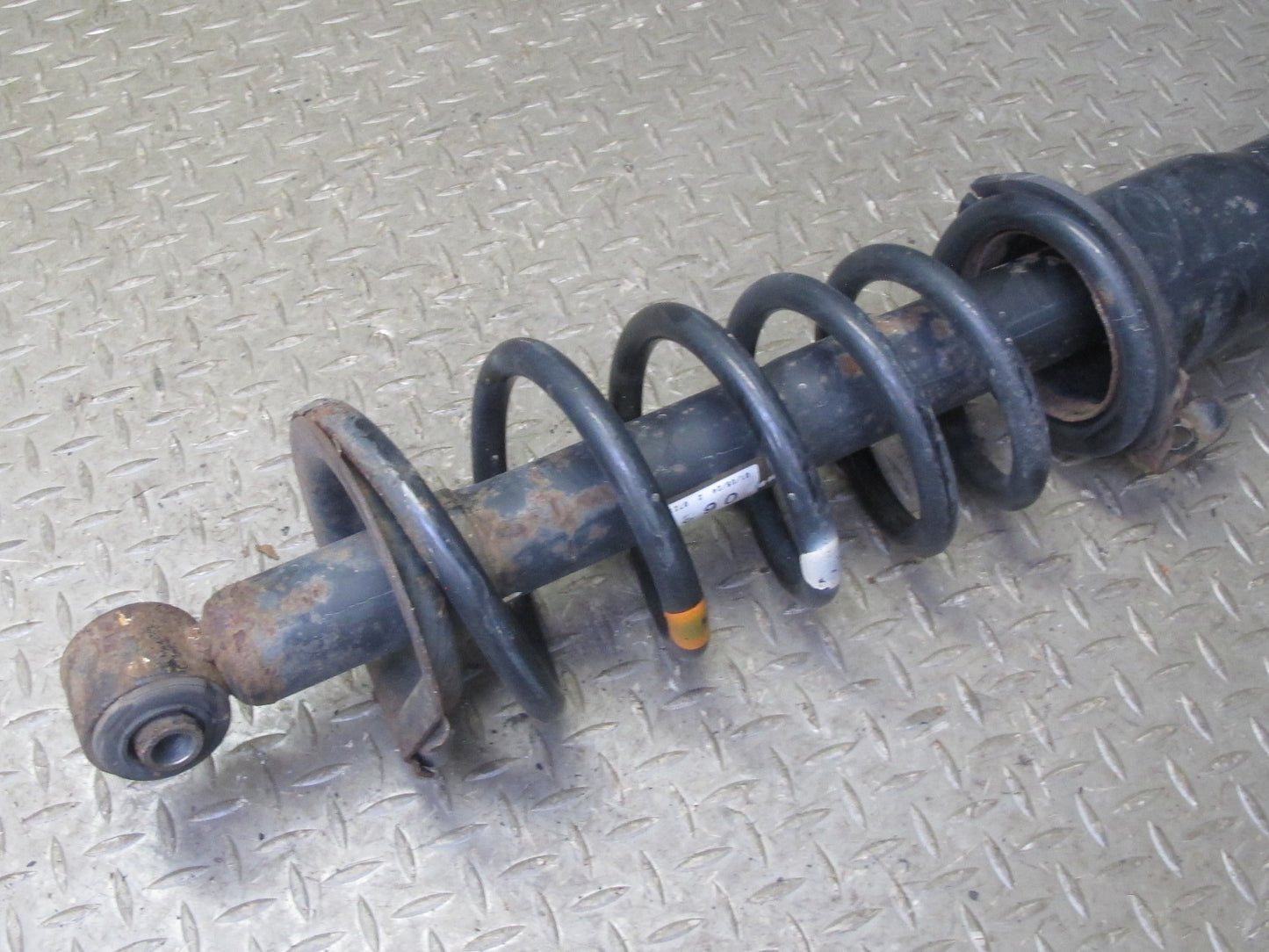98-05 Lexus GS430 GS300 Set of 2 Rear Left & Right Strut Shock Absorber 83K OEM