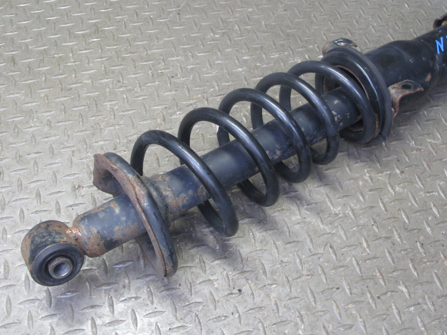 98-05 Lexus GS430 GS300 Set of 2 Rear Left & Right Strut Shock Absorber 83K OEM