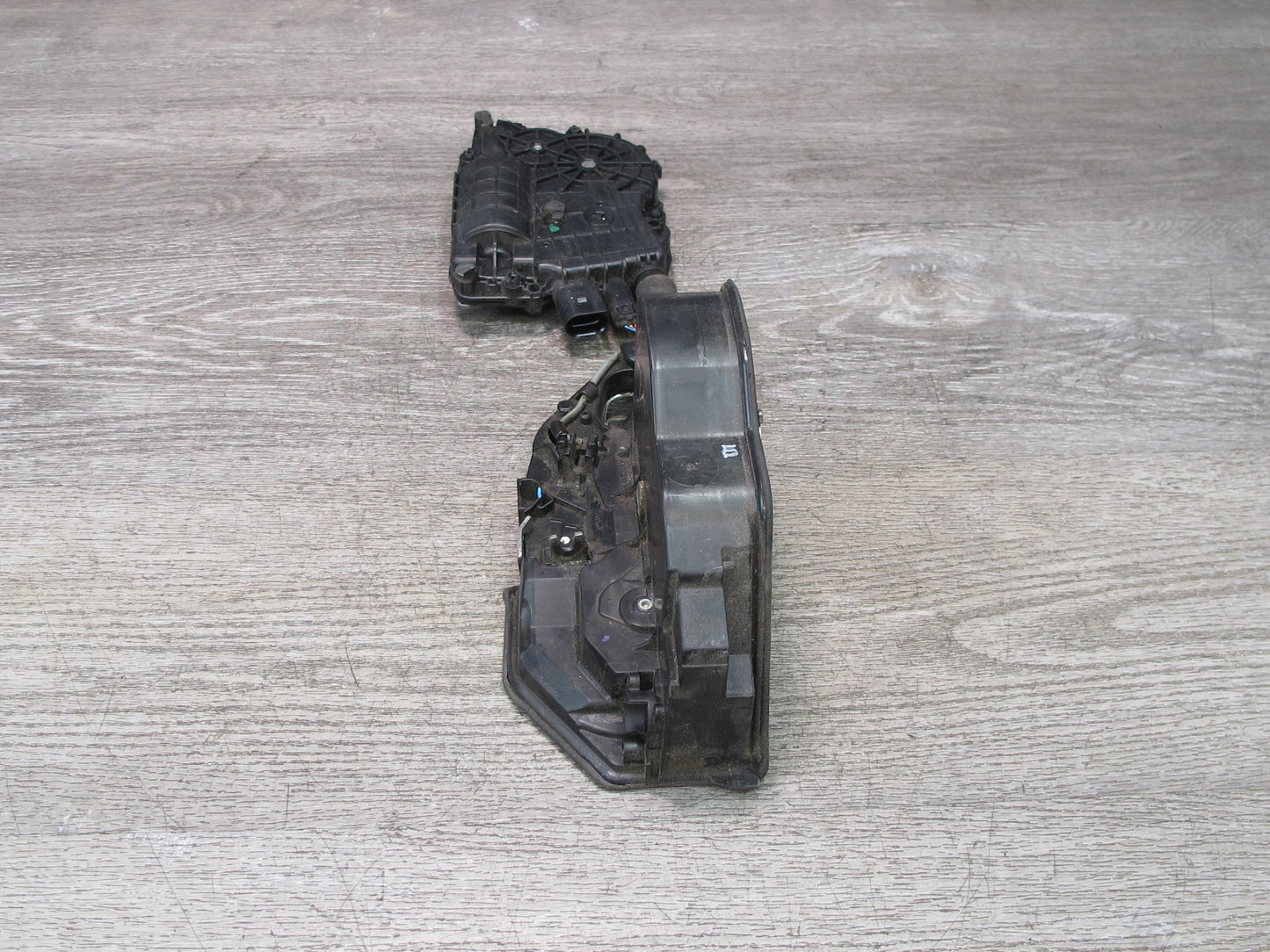 2008-2014 BMW E71 E72 X6 X6M Front Left Door Lock Latch Actuator w Soft Close