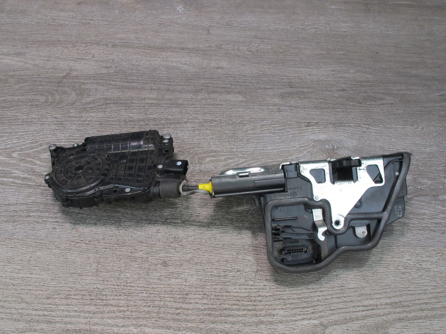 2008-2014 BMW E71 E72 X6 X6M Front Left Door Lock Latch Actuator w Soft Close